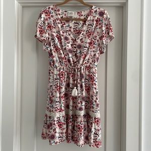 Knox Rose Floral Dress, Size M
